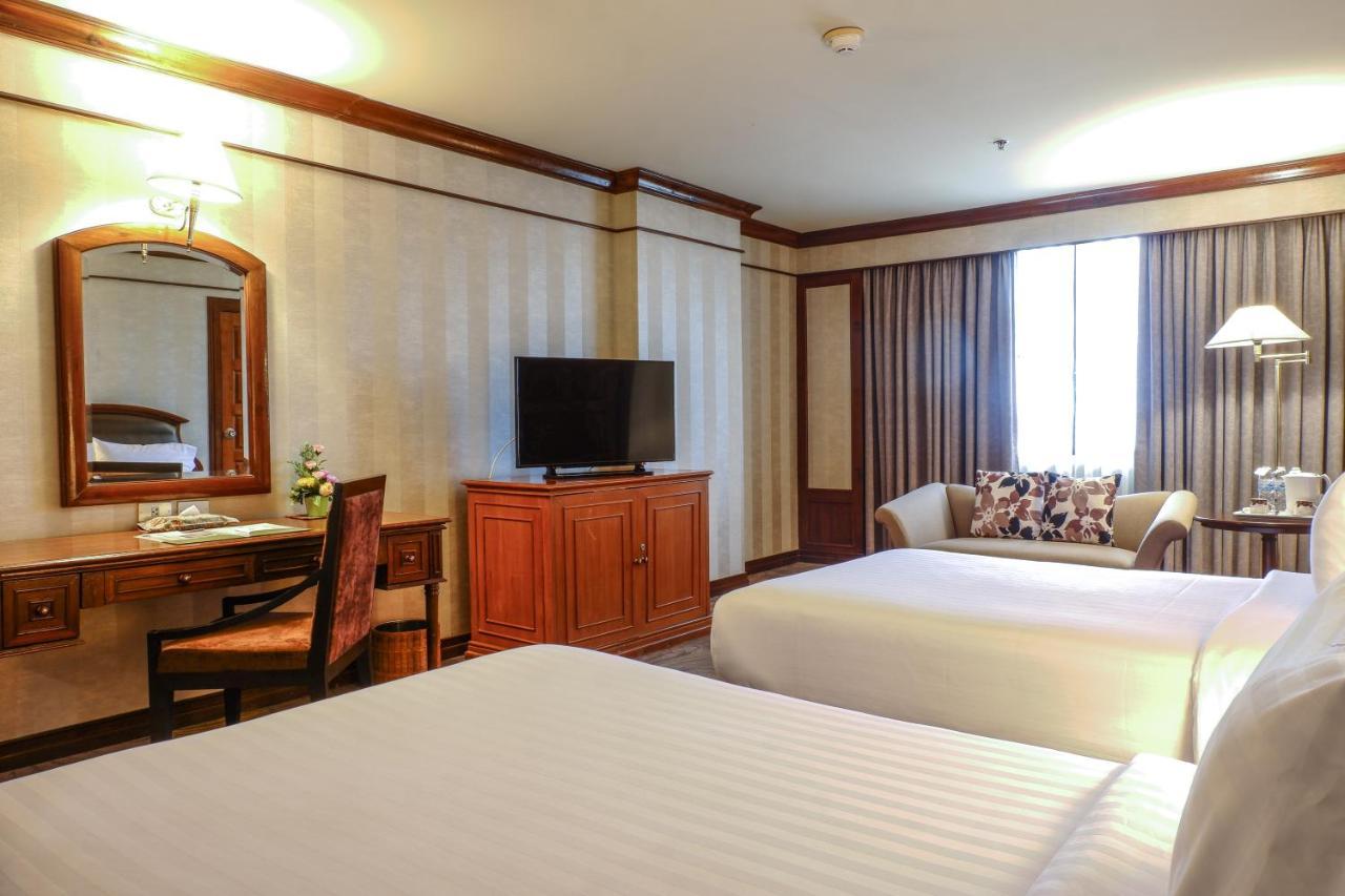 The Twin Lotus Hotel Nakhon Si Thammarat Exterior photo