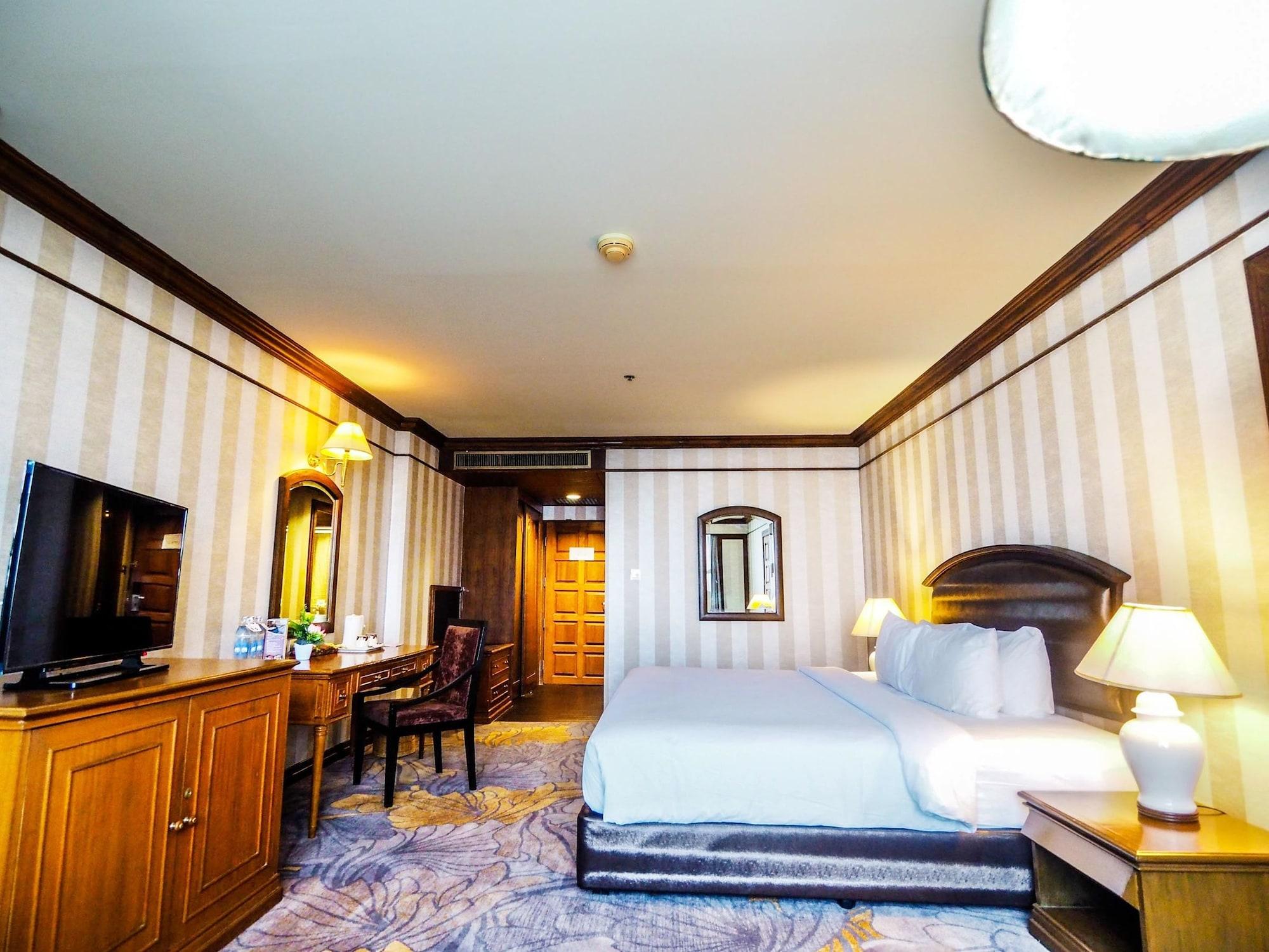 The Twin Lotus Hotel Nakhon Si Thammarat Exterior photo