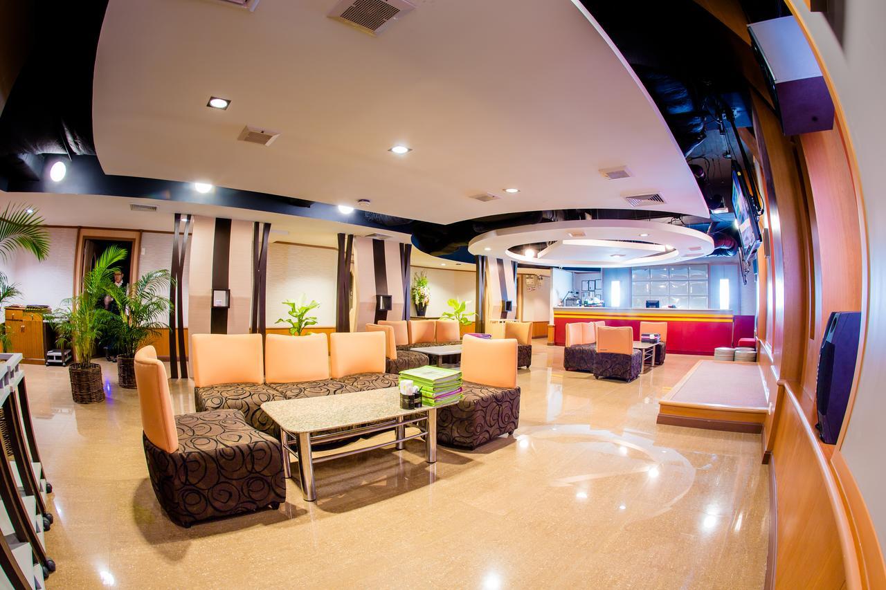 The Twin Lotus Hotel Nakhon Si Thammarat Exterior photo